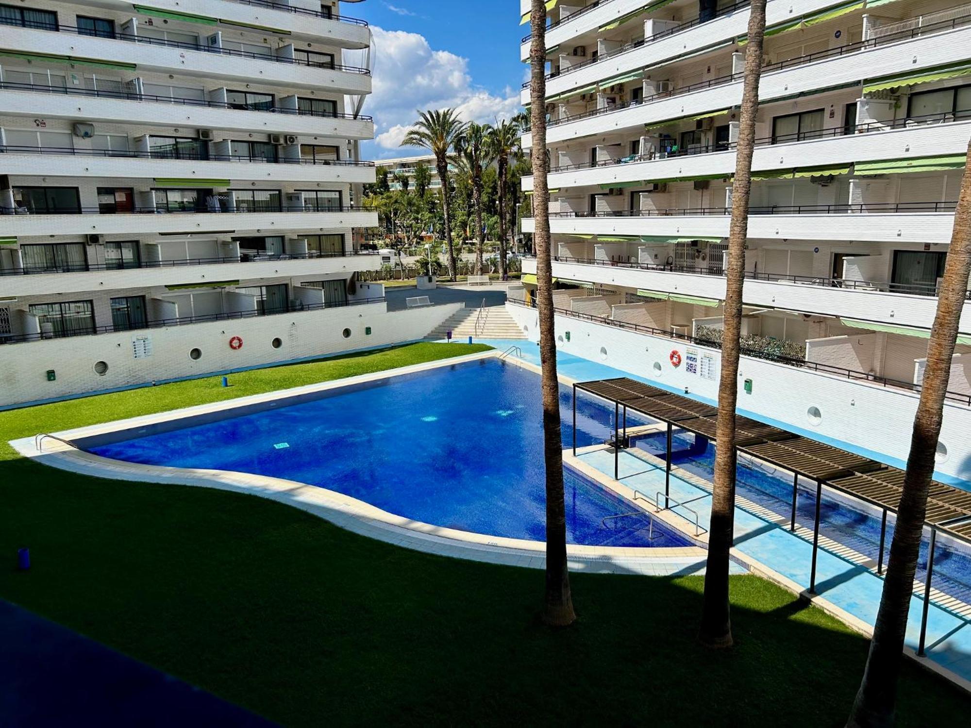 Apartamentos Aventura Salou Buitenkant foto